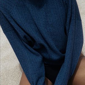 James Street Co. Eyelet Raglan